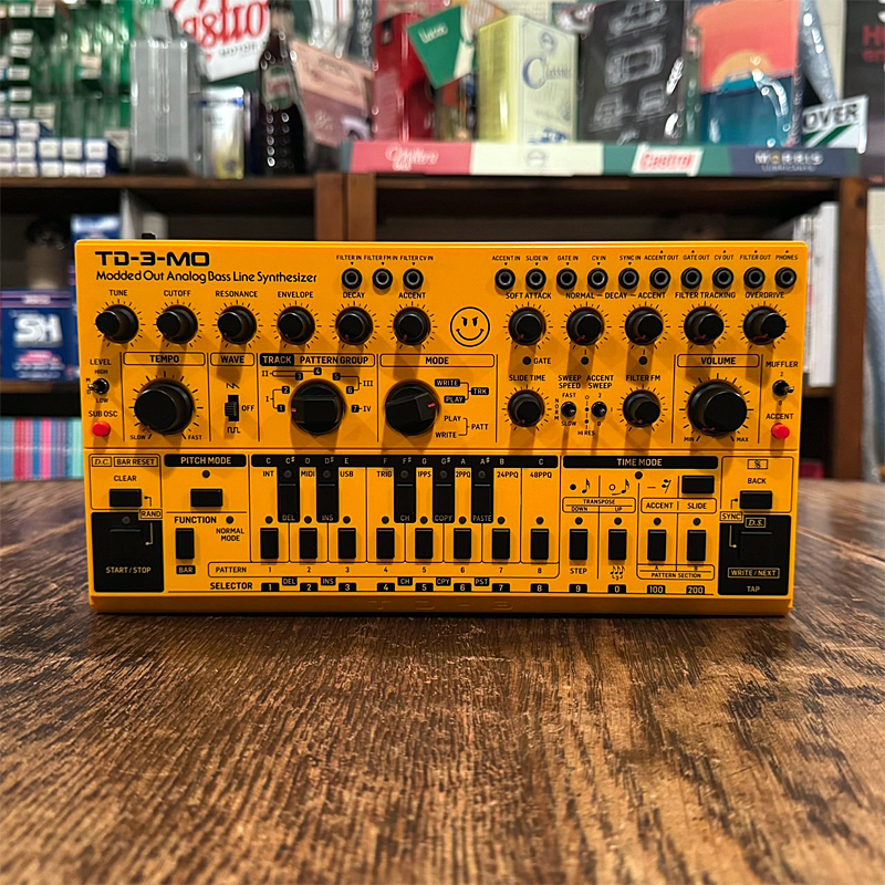 BEHRINGER / TD-3-MO-AM =国内正規品=【★1台限定の展示品特価！★】