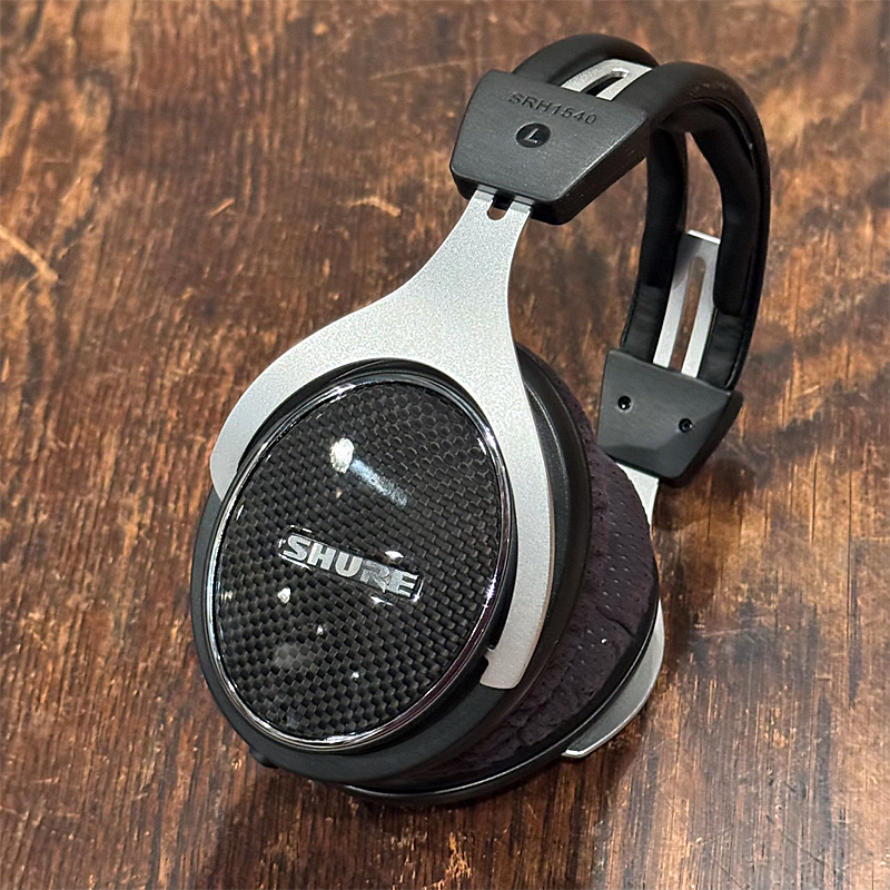 SHURE / SRH1540-BK-A (密閉型・ケーブル着脱式) =国内正規品=【★1台限定の展示入替特価！★】